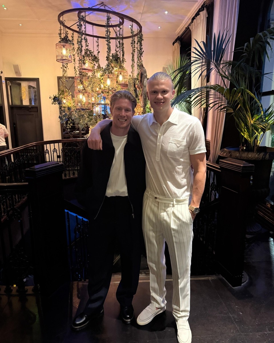 记者：罗马内部会议之后联系了拉斯帕多里的经纪人